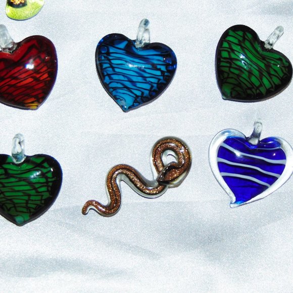 Lot of 10 Colorful Glass Design Pendants - Picture 3 of 3